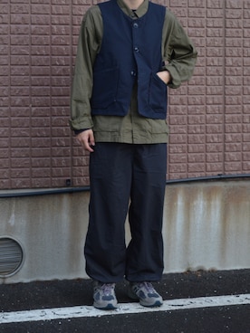 「NEWBALANCE」｜「アイテム（ミリタリージャケット）」を使った、hasuさん（メンズ・178cm）の秋コーディネート