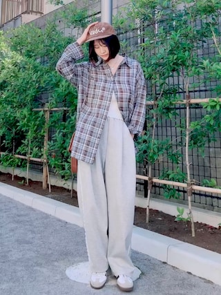 「tiptop(ティップトップ)のシアーチェック2wayシャツ(シャツ/ブラウス)」を使った、ほのかりんさん(レディース・166cm)の夏コーディネート