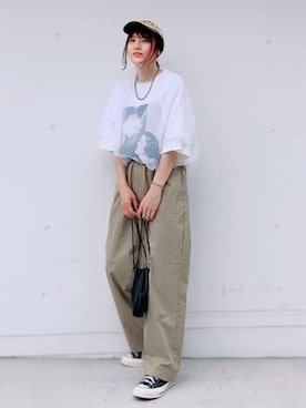 「アイテム（チノパンツ）」を使った、ほのかりんさん（レディース・166cm）の夏コーディネート
