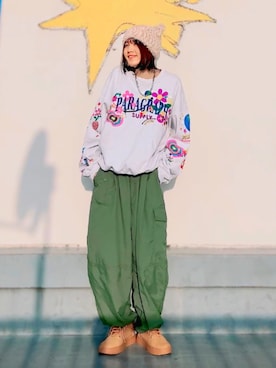 「アイテム（ブレスレット）」を使った、ほのかりんさん（レディース・166cm）の秋コーディネート