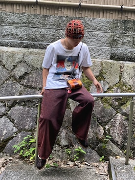 「アイテム（デニムパンツ、レッド系）」を使った、赫さん（メンズ・163cm）の秋コーディネート