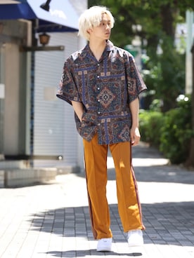 「kutir（クティール）のアイテム（トップス）」を使った、中岡 圭さん（メンズ・168cm）の夏コーディネート