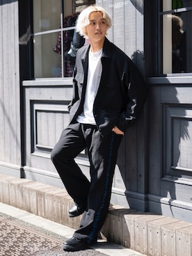 「UNIQLO（ユニクロ）のエアリズムコットンオーバーサイズTシャツ（5分袖）（Tシャツ/カットソー）」を使った、中岡 圭さん（メンズ・168cm・20代）の秋コーディネート