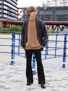 「Adoon plain（アドーンプレーン）のアイテム（パンツ）」を使った、中岡 圭さん（メンズ・168cm・20代）の秋コーディネート