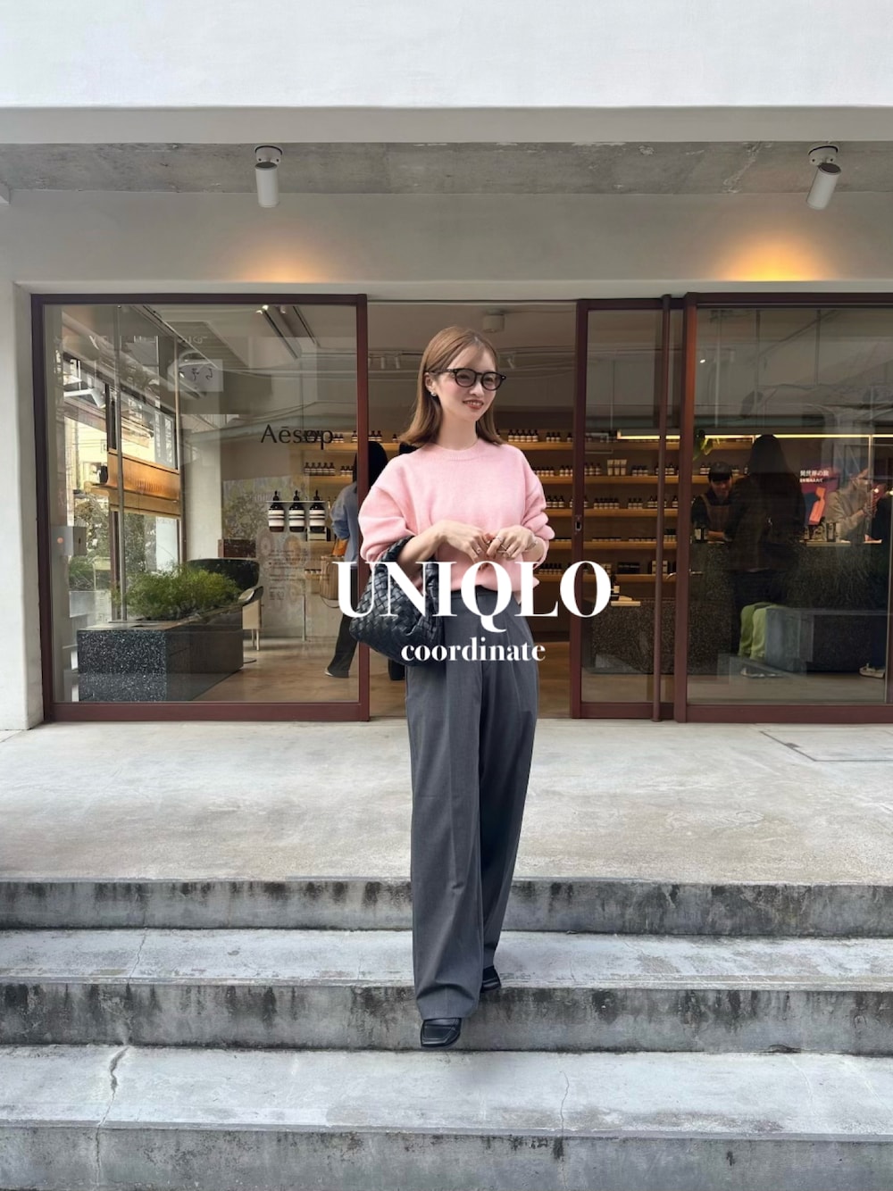 「今日のコスメと服、重ね着ベストシーズン、メガネ女子、ローファー、シンプルコーデ、淡色コーデ、きれいめカジュアル、秋コーデ、ファッションを楽しもう、新星WEARISTAにエントリー」｜「ORiental TRaffic by yuriの【ZOZOTOWN限定】スクエアトゥ切替ミュールサボ/31390（パンプス、ブラウン系）」を使った、yuri.さん（レディース・150cm）の秋コーディネートの1枚目の写真