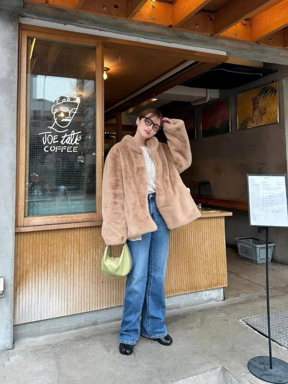 Zoff【伊原 葵コラボ】#011ウェリントン型 黒縁 太縁 サングラス Zoff（ゾフ）の「【伊原 葵さんコラボ】#011ウェリントン型 黒縁