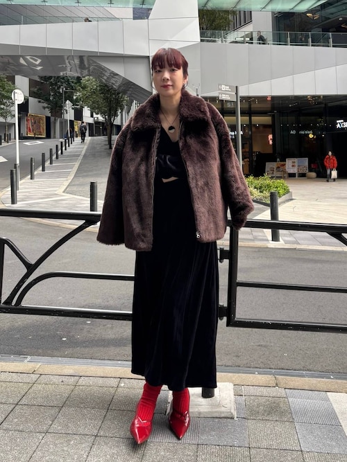 新品タグ付き♡ミストレアス♡ベロアワンピース♡ブラック セール】Vネックベロアワンピース/605906（ワンピース）｜JEANASIS