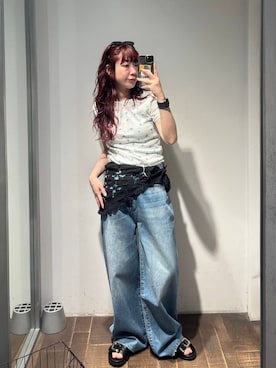 「eL（エル）の【eL】Loose wide Denim Pants/246474（デニムパンツ、ブルー系）」を使った、ミユキさん（レディース・159cm）の春コーディネート