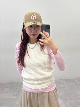 「JEANASIS（ジーナシス）のセミシアーリブヘンリー LS/326122（Tシャツ/カットソー、ピンク系）」を使った、ミユキさん（レディース・159cm）の春コーディネート