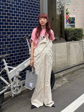 「JEANASIS（ジーナシス）の【kurry×JEANASIS】BIGプリントTEE/1043156（Tシャツ/カットソー、ピンク系）」を使った、ミユキさん（レディース・159cm）の夏コーディネート