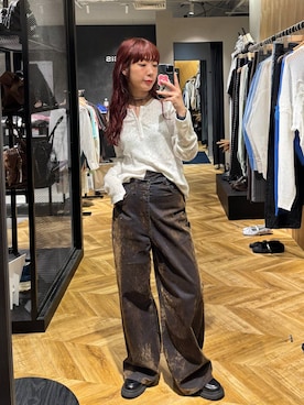 「JEANASIS（ジーナシス）のコットンアイレットホックヘンリーLS/1080923（Tシャツ/カットソー、ホワイト系）」を使った、ミユキさん（レディース・159cm）の秋コーディネート