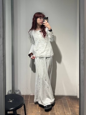 「JEANASIS（ジーナシス）のセミシアーリブヘンリー LS/326122（Tシャツ/カットソー、ホワイト系）」を使った、ミユキさん（レディース・159cm）の春コーディネート