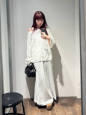 「JEANASIS（ジーナシス）の2WAYスタッズボストン/637456（ボストンバッグ、ブラック系）」を使った、ミユキさん（レディース・159cm）の春コーディネート