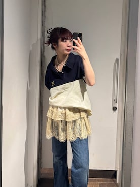 「JEANASIS（ジーナシス）のコットンフィットフレアデニム/638819（デニムパンツ、ブルー系）」を使った、ミユキさん（レディース・159cm）の春コーディネート