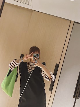 「KBF（ケイビーエフ）のフリルデニムワンピース（ワンピース、ブラック系）」を使った、Karlieさん（レディース・164cm）の夏コーディネート