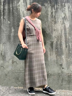 「たすき掛け」｜「アイテム（アンサンブル）」を使った、がんもさん（レディース・157cm）の夏コーディネート