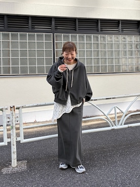 「CIAOPANIC TYPY（チャオパニックティピー）の【ゆるっと抜け感大人フーディー】ピグメントダンボールパーカー（パーカー、グレー系）」を使った、てらさんさん（レディース・158cm）の春コーディネート