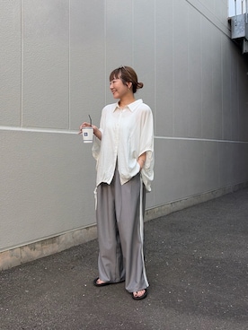 「CIAOPANIC TYPY（チャオパニックティピー）の【UNISEX】タックボリュームワイドスラックスパンツ/サイドラインスラックス（スラックス、グレー系）」を使った、てらさんさん（レディース・158cm）の春コーディネート