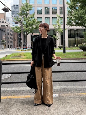 「CIAOPANIC TYPY（チャオパニックティピー）の∴リーフ刺繍ワイドイージーチノパンツ（Tシャツ/カットソー、ベージュ系）」を使った、てらさんさん（レディース・158cm）の夏コーディネート