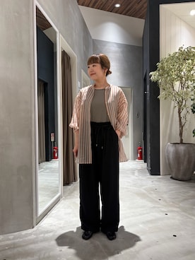 「CIAOPANIC TYPY（チャオパニックティピー）の【とにかくトリコ/5サイズ展開】とろみイージーパンツ（スラックス、ブラック系）」を使った、てらさんさん（レディース・158cm）の春コーディネート