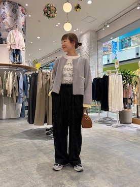 「CIAOPANIC TYPY（チャオパニックティピー）の【何役もこなす多機能付き】袖配色ニットスナップカーデ（カーディガン/ボレロ、グレー系）」を使った、てらさんさん（レディース・158cm）の春コーディネート