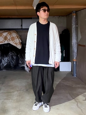 「crepuscule（クレプスキュール）のcrepuscule/クレプスキュール/COTTON CARDIGAN/コットンカーディガン（カーディガン/ボレロ、ホワイト系）」を使った、宇宙太（ウチュウタ）さん（メンズ・171cm）の春コーディネート