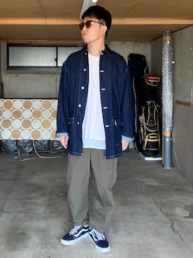 「アイテム（シューズ、ブルー系）」を使った、宇宙太（ウチュウタ）さん（メンズ・171cm）の春コーディネート