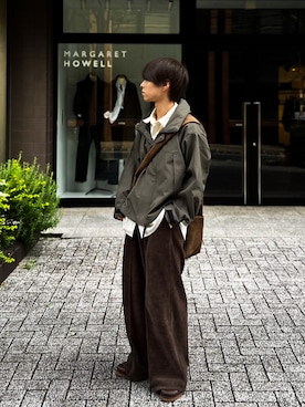 「CASPER JOHN（キャスパージョン）のアイテム（スラックス）」を使った、miyagi さん（メンズ・161cm）の秋コーディネート