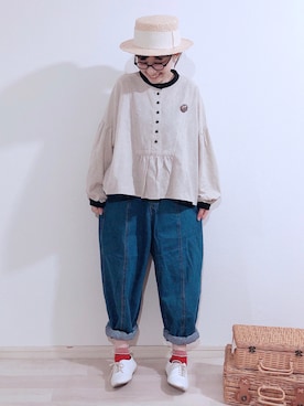 「アイテム（ブローチ/コサージュ、イエロー系）」を使った、kakolatteさん（レディース・154cm）の春コーディネート