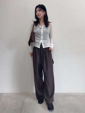 「select MOCA（セレクトモカ）のシアーテレコカーディガン（カーディガン/ボレロ、ホワイト系）」を使った、umeさん（レディース・164cm）の秋コーディネート