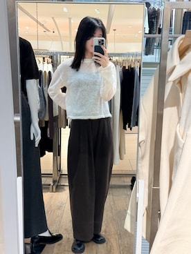 「select MOCA by son（セレクトモカバイソン）のシアーショートニットトップス【by SON】（ニット/セーター、ホワイト系）」を使った、umeさん（レディース・164cm）の秋コーディネート