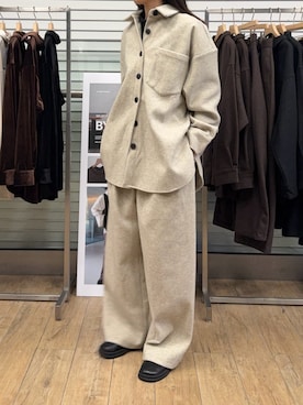 「select MOCA（セレクトモカ）のアイテム（パンツ）」を使った、umeさん（レディース・164cm）の秋コーディネート