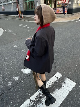 「アイテム（マフラー、レッド系）」を使った、りんかさん（レディース・156cm）の秋コーディネート