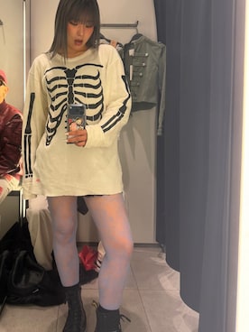 「Supreme （シュプリーム）のアイテム（トップス）」を使った、咲絢さん（レディース・159cm）の春コーディネート