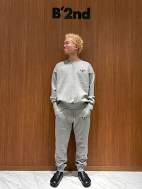 「アイテム（スウェットパンツ）」を使った、yoさん（メンズ・167cm）の秋コーディネート