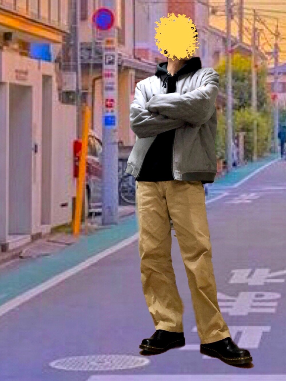 「古着、ブルゾン、チノパン、MA-1、パーカー、UNIQLO、Dr.Martens、オーバーサイズ、GU、ユニクロ、革靴、プチプラ、ワークパンツ、低身長、BANANA REPUBLIC」｜「Banana Republicの古着90's/ブルゾン/レディースL（MA-1、グレー系）」を使った、ポキB@ユニクロ勉強家(相互)さん（メンズ・166cm）の秋コーディネートの1枚目の写真