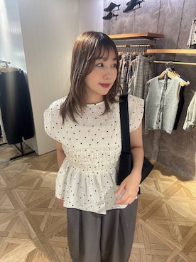 「LOWRYS FARM（ローリーズファーム）のイージーワイドカーブパンツ 327286（その他パンツ、グレー系）」を使った、marina  さん（レディース・162cm）の夏コーディネート