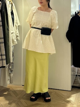 「LOWRYS FARM（ローリーズファーム）のストレッチサテンスカート　 290120（スカート、グリーン系）」を使った、marina  さん（レディース・162cm）の夏コーディネート