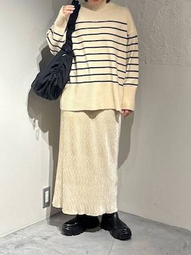 「アイテム（ニットキャップ/ビーニー、パープル系）」を使った、marina  さん（レディース・160cm）の冬コーディネート