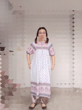 「GU（ジーユー）のアイテム（バレエシューズ、ピンク系）」を使った、えまさん（レディース・160cm）の秋コーディネート