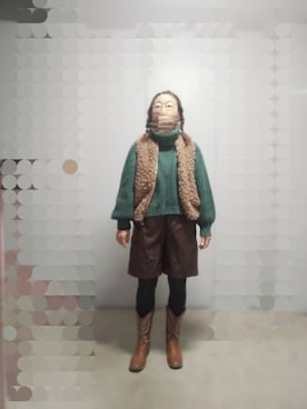 「アイテム（ベスト）」を使った、えまさん（レディース・160cm）の秋コーディネート