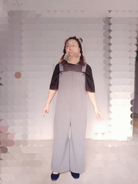「アイテム（オールインワン・サロペット、グレー系）」を使った、えまさん（レディース・160cm）の秋コーディネート