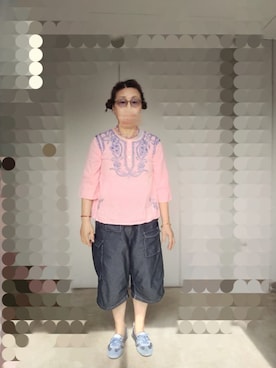 「VIS（ビス）のアイテム（シャツ/ブラウス、ピンク系）」を使った、えまさん（レディース・160cm）の春コーディネート