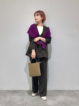 「SENSE OF PLACE by URBAN RESEARCH（センスオブプレイスバイアーバンリサーチ）のアイテム（ノーカラージャケット）」を使った、beeeさん（レディース・156cm）の秋コーディネート