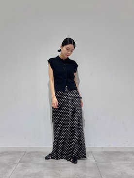 「KBF(ケイビーエフ)のスリーブレスニットシャツ(ニット/セーター、ブラック系)」を使った、beeeさん(レディース・155cm)の夏コーディネート
