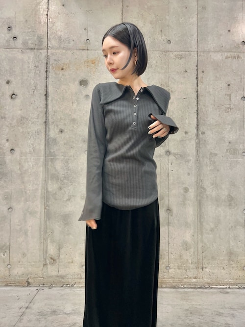 セーラーカラーリブカットソー