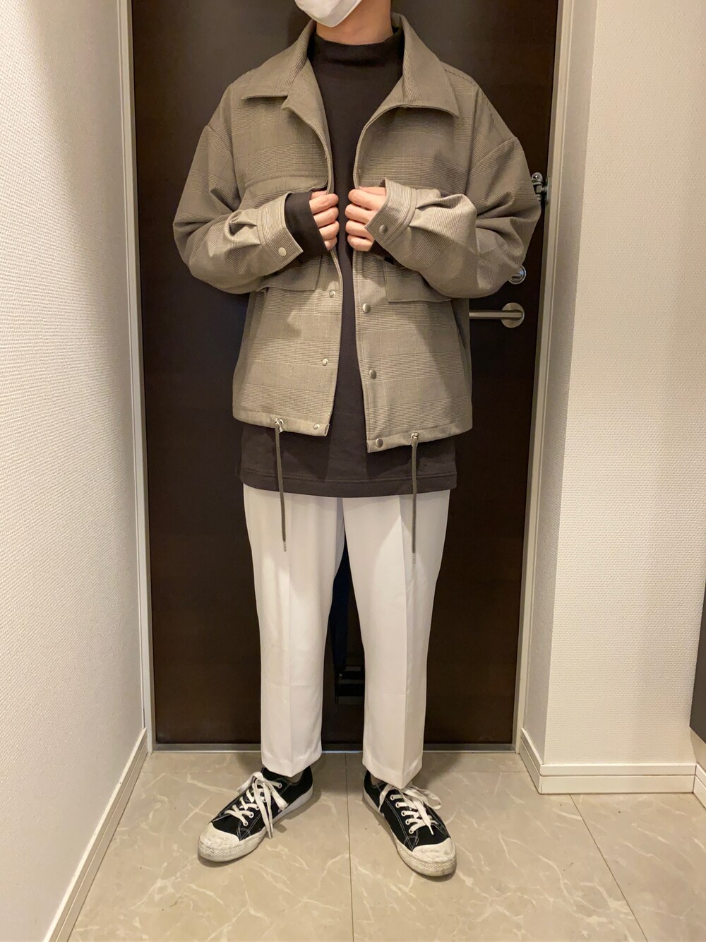 「wearhalloween2021、休日スタイル、秋、今日のコーデ、ビッグシルエット、プチプラ、ユニクロ、anown、無印良品、スラックス、低身長、おしゃれさんと繋がりたい、いいね、save、フォローお願いします🤑、コメントもらえると嬉しいです。、ハロウィン」｜「anownのフロントポケット袖ボリューム CPO オーバーサイズ ドロップショルダー ジャケット【ファッションインフルエンサーこめ×anown 限定コラボ】（ブルゾン、その他）」を使った、おっかーさん（メンズ・161cm）の秋コーディネートの1枚目の写真