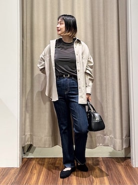 「grove（グローブ）の【カセット服/選べる着丈】洗濯機で洗えるオーバーシャツ（シャツ/ブラウス、ベージュ系）」を使った、kanakoさん（レディース・160cm）の秋コーディネート