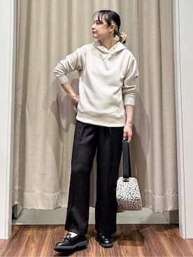 「Lee（リー）のアイテム（ショルダーバッグ）」を使った、kanakoさん（レディース・160cm）の秋コーディネート