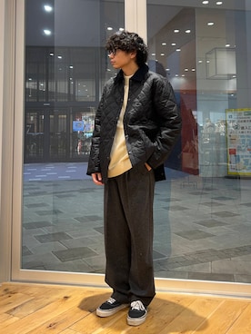「URBAN RESEARCH DOORS（アーバンリサーチドアーズ）のウールブレンドネップワンタックパンツ（その他パンツ）」を使った、isamuさん（メンズ・168cm）の秋コーディネート
